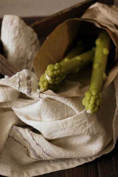 "СПАРЖА " свічка з бджолиного воску  / зелена 041 фото
